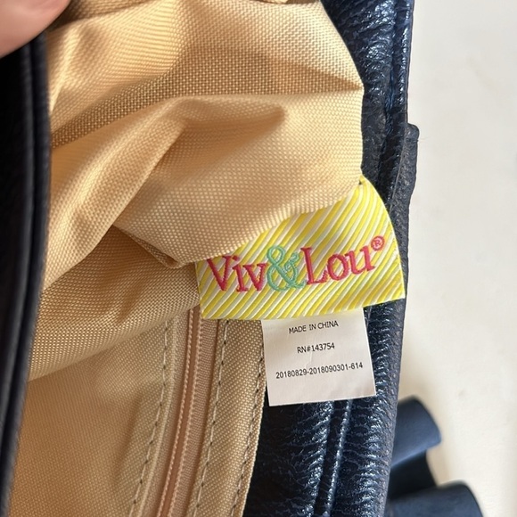 Viv & Lou Chloe Ruffle Bag Convertible Crossbody Wristlet in Navy Blue - Picture 8 of 9